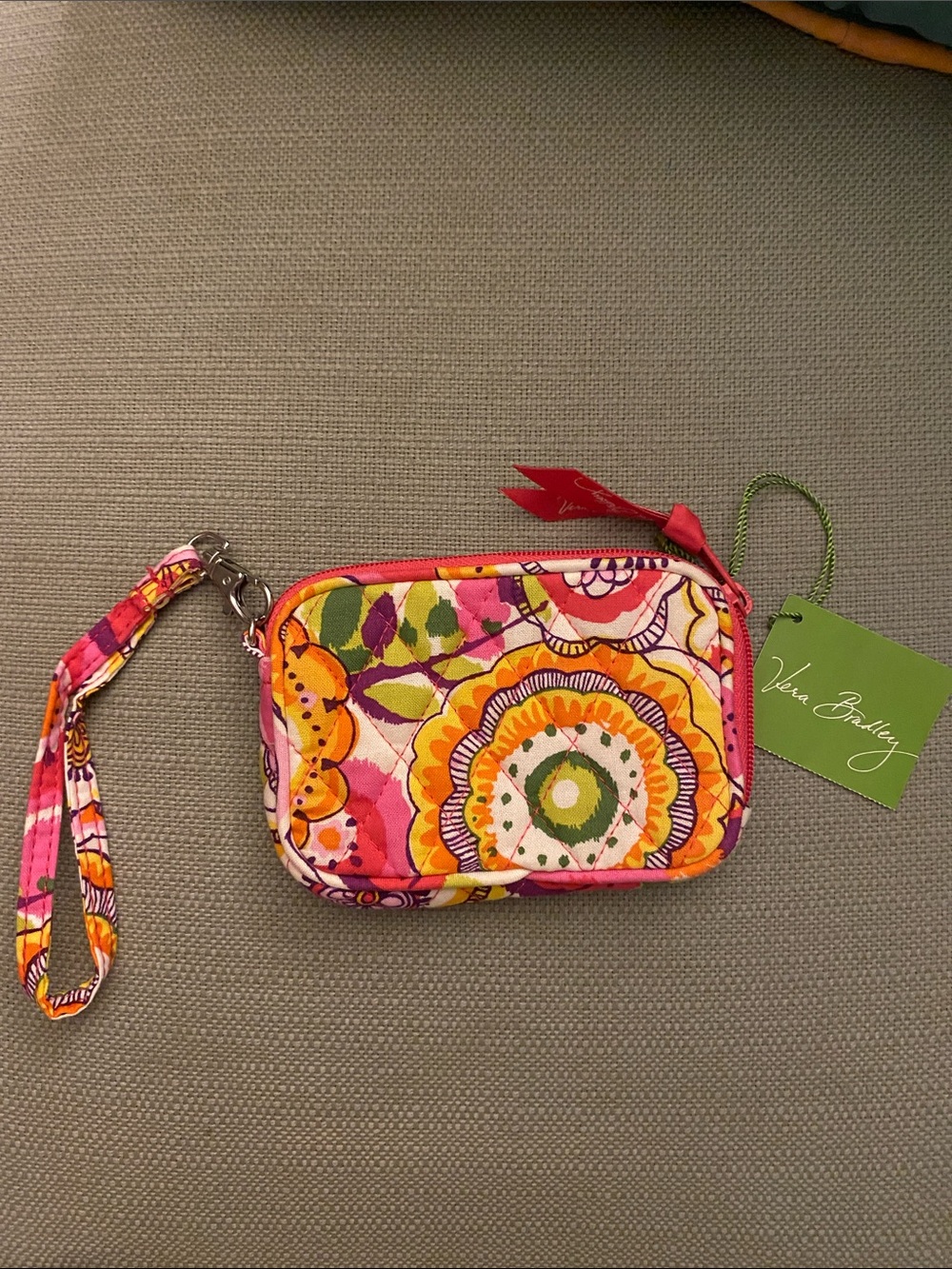 NWT Vera Bradley Clementine Wristlet Tech case